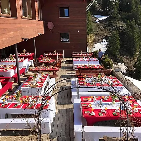 Sonnenalm Kampenwand Hotel *